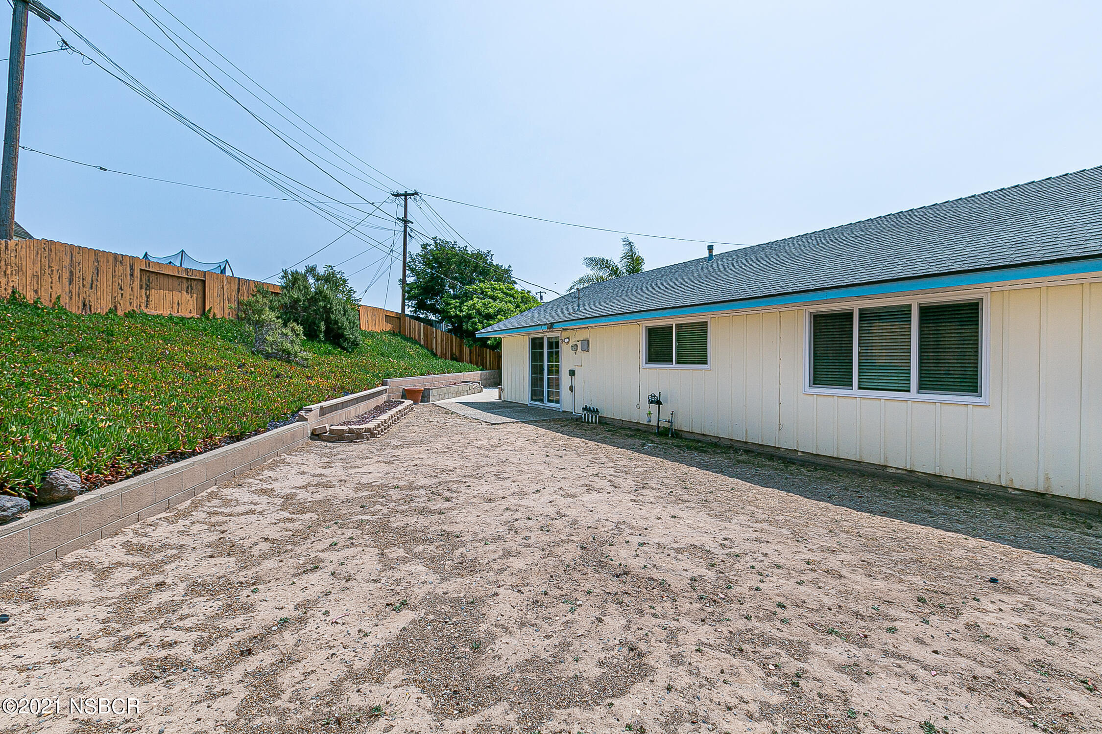 643 Vela Way Lompoc, CA 93436 - Photo 23 of 24 VelaWy_25