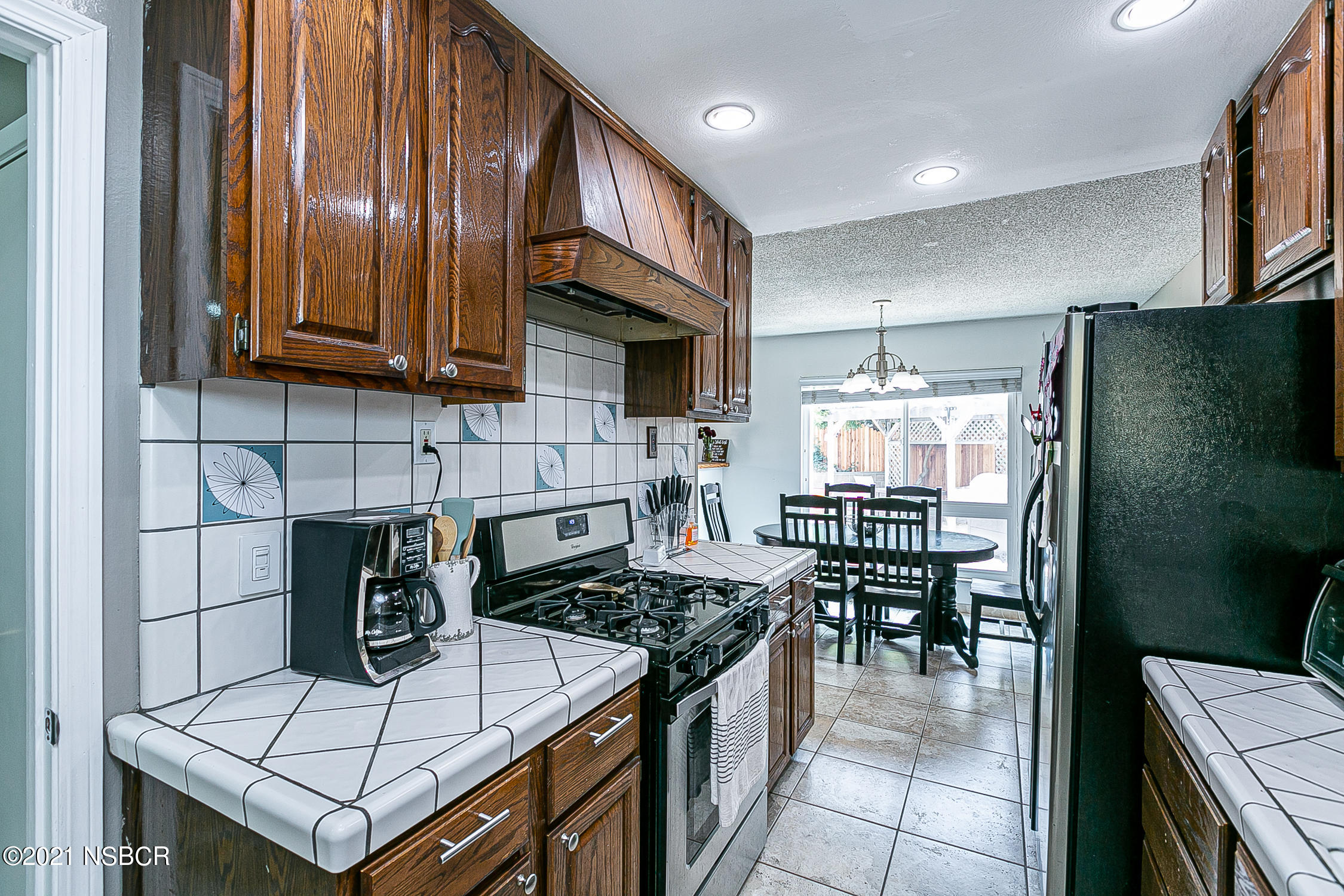 643 Vela Way Lompoc, CA 93436 - Photo 9 of 24 VelaWy_8