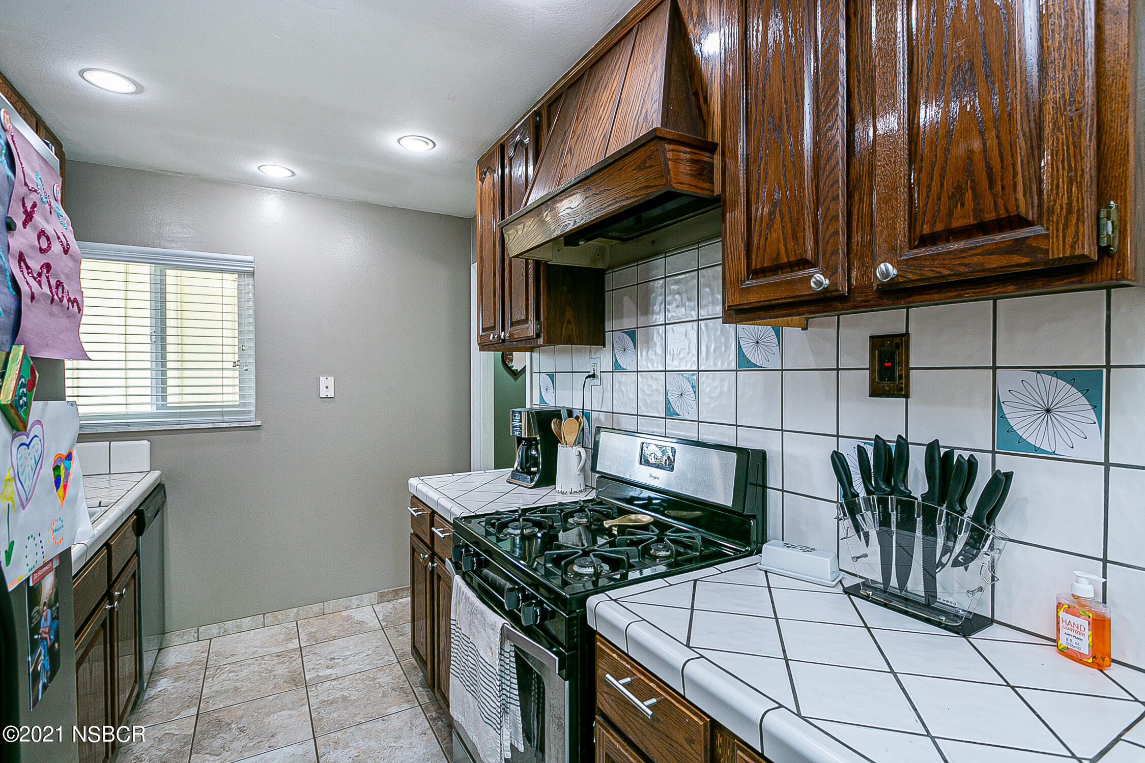 643 Vela Way Lompoc, CA 93436 - Photo 10 of 24 VelaWy_11