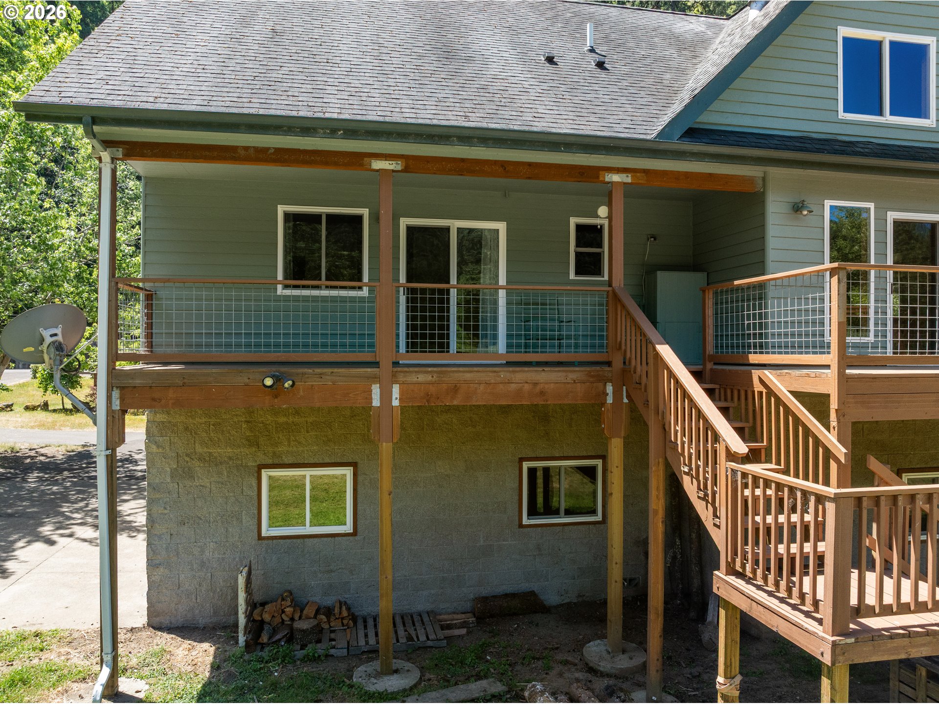 41459 Highway 38 Reedsport, OR 97467 - Photo 10 of 48