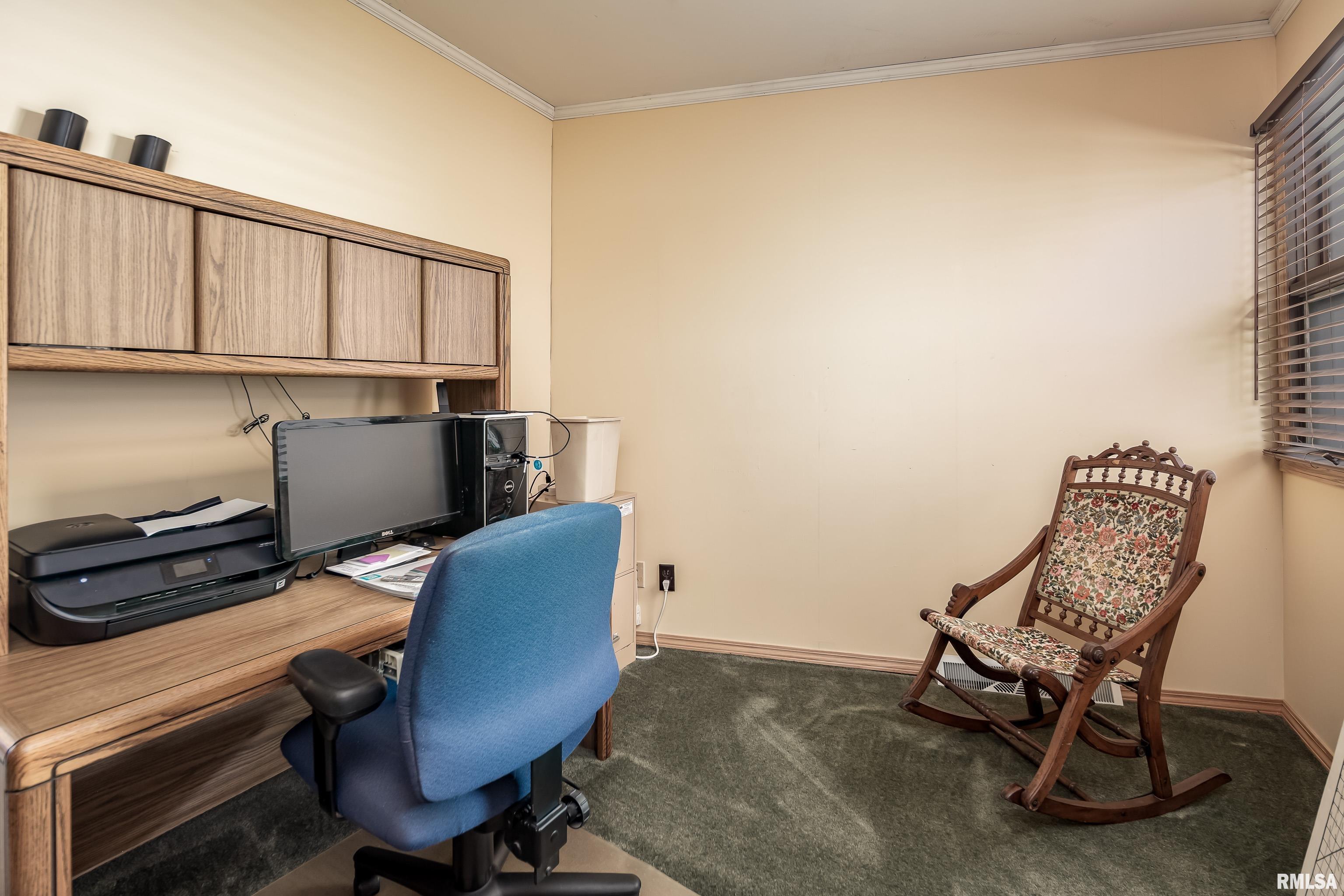 4009 Rodeo Road Davenport, IA 52806 - Photo 23 of 37 Gallery Image 23
