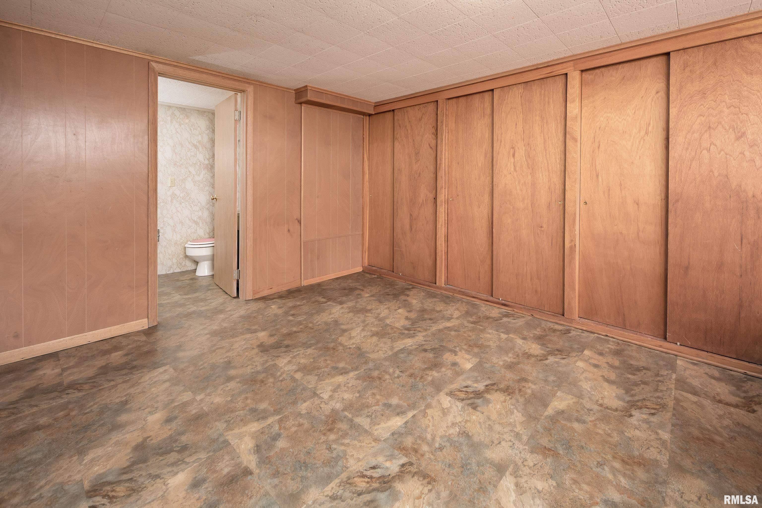 4009 Rodeo Road Davenport, IA 52806 - Photo 31 of 37 Gallery Image 31
