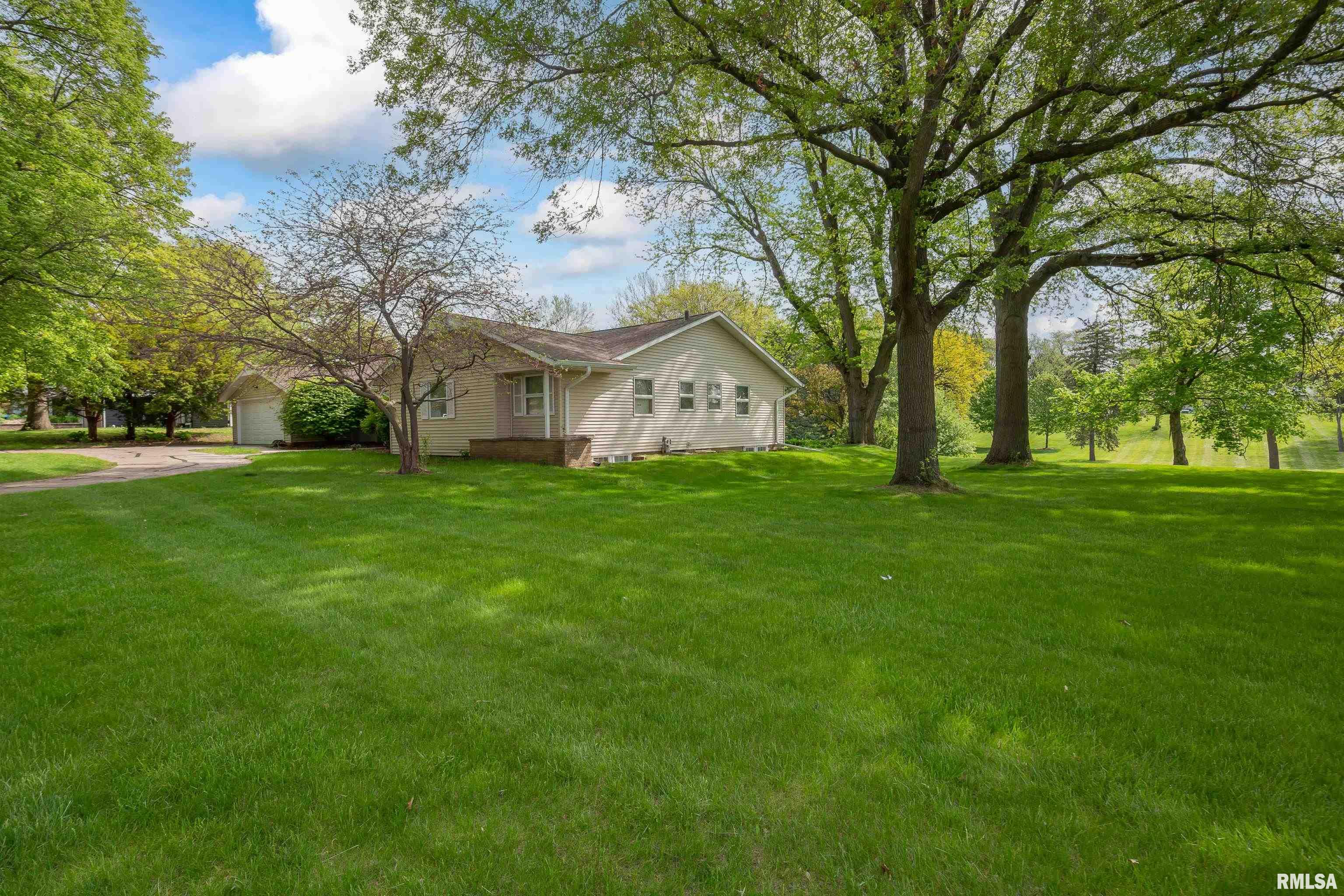 4009 Rodeo Road Davenport, IA 52806 - Photo 36 of 37 Gallery Image 36