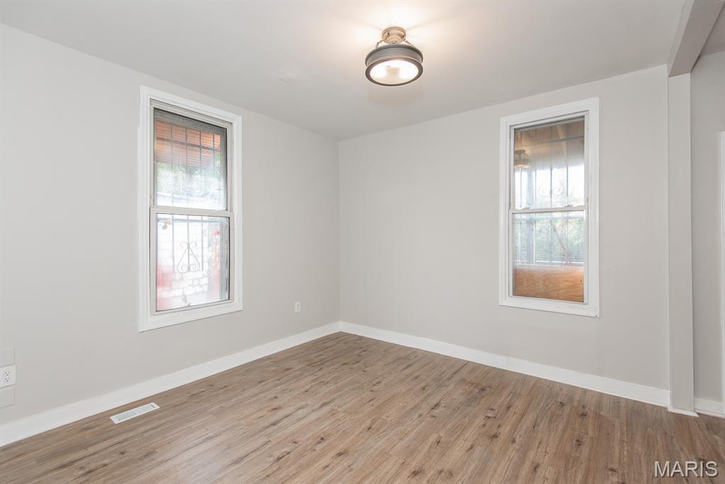 4142 Penrose Street St. Louis, MO 63115 - Photo 2 of 30