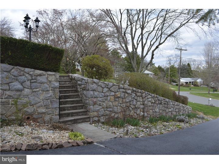 751 West Hoffecker Road Pottstown, PA 19465 - Photo 4 of 23