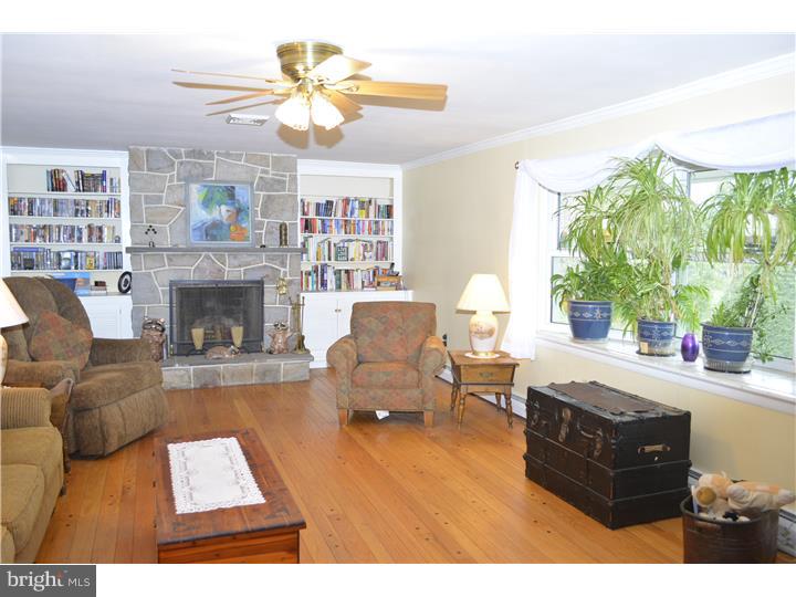 751 West Hoffecker Road Pottstown, PA 19465 - Photo 7 of 23