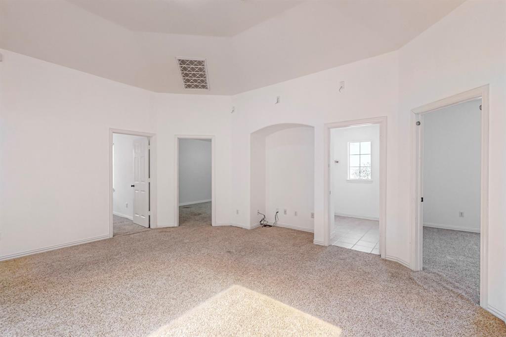 8609 Rugby Road Irving, TX 75063 - Photo 35 of 37