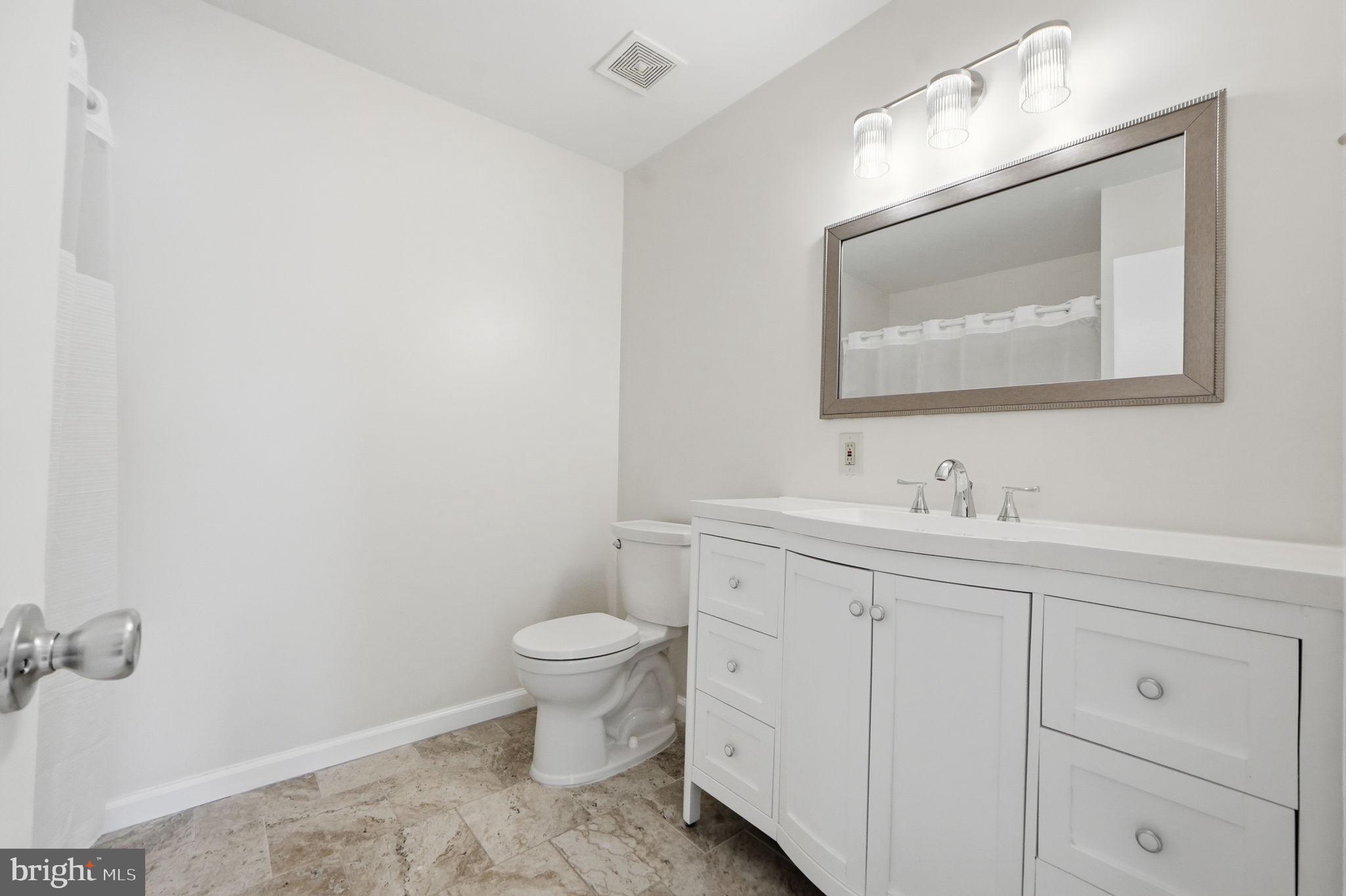 7783 Tangier Drive Springfield, VA 22153 - Photo 36 of 54 Hall Bath