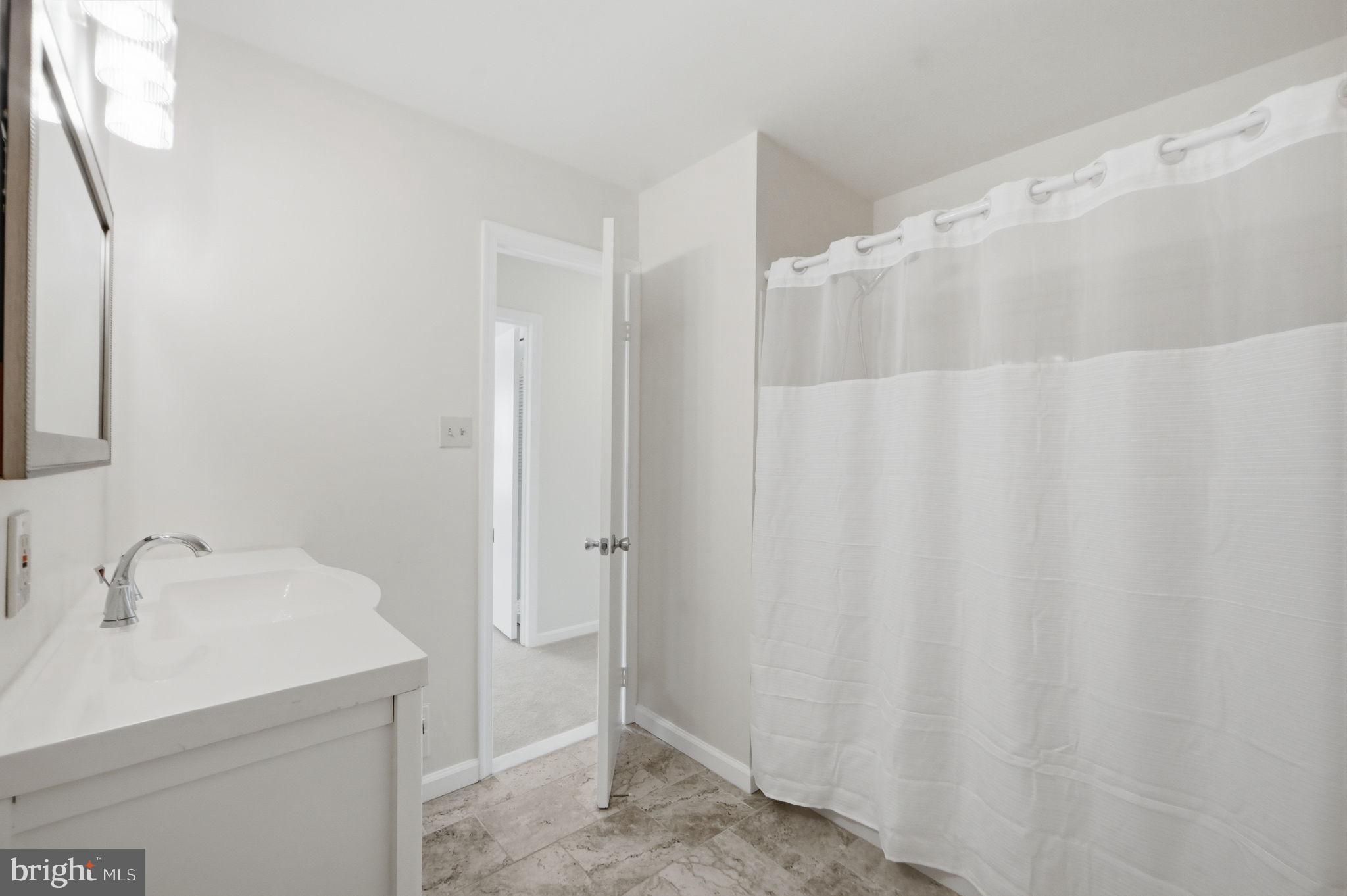 7783 Tangier Drive Springfield, VA 22153 - Photo 37 of 54 Hall Bath