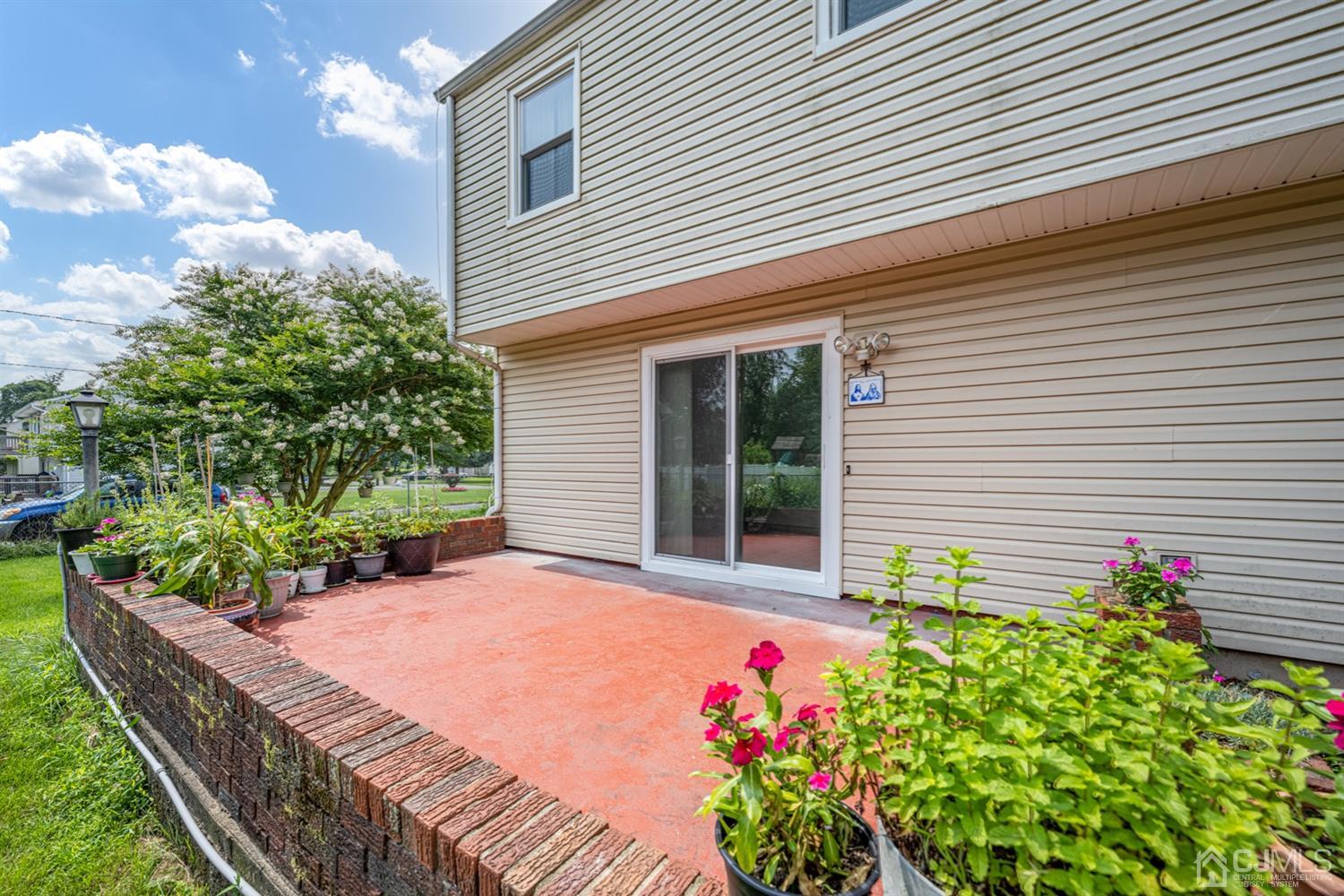 21 Bristol Road Piscataway, NJ 08854 - Photo 6 of 31 Gallery Image 6