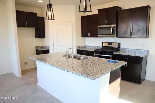 $1,995 | 10676 West Golson Drive, Marana, AZ 85653