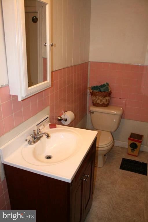 34 East Center Street Lititz, PA 17543 - Photo 12 of 21 a bathroom with a sink and a toilet