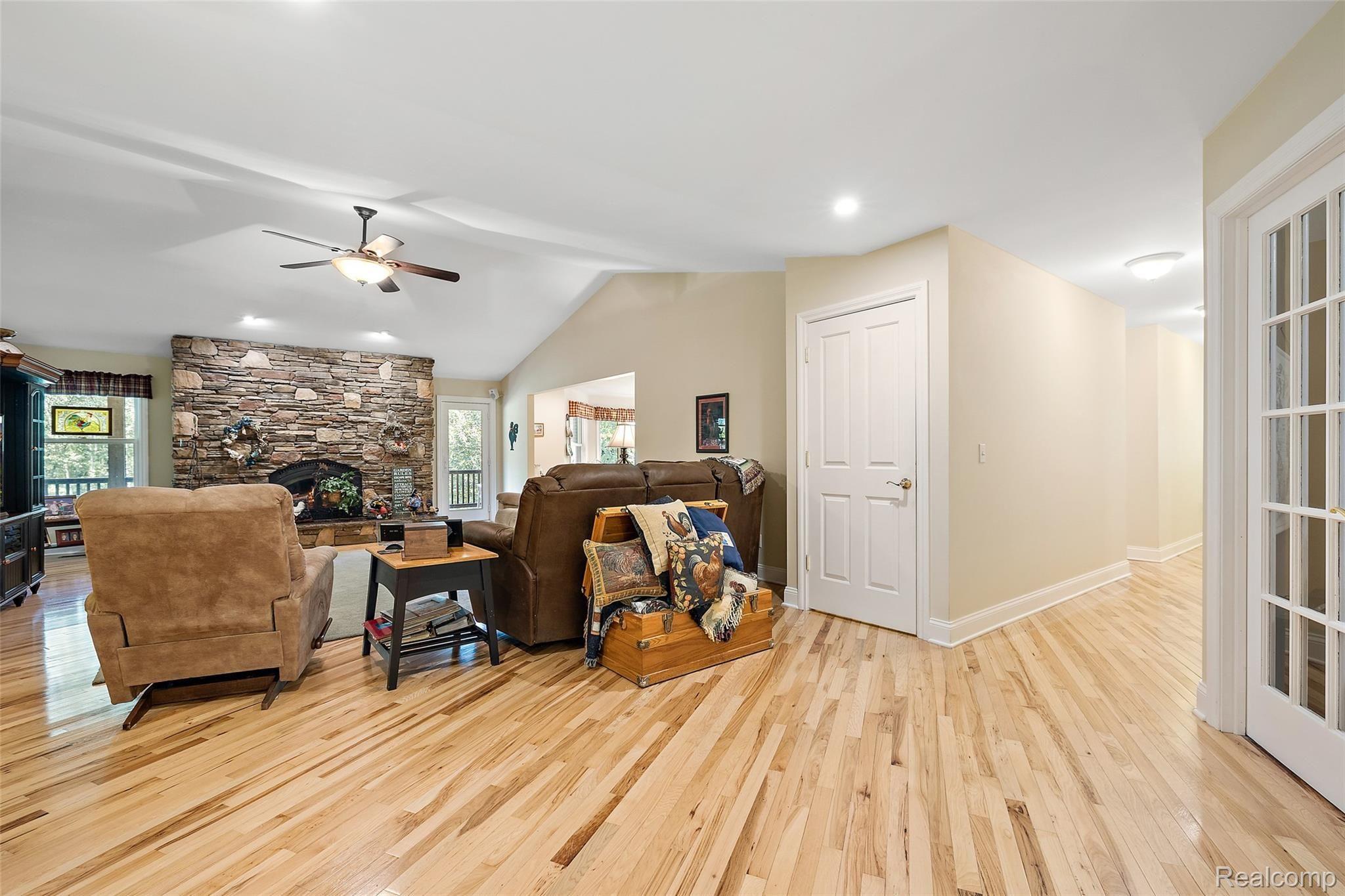 4387 Leix Road Mayville, MI 48744 - Photo 23 of 61 4387 Leix Rd-23.jpg