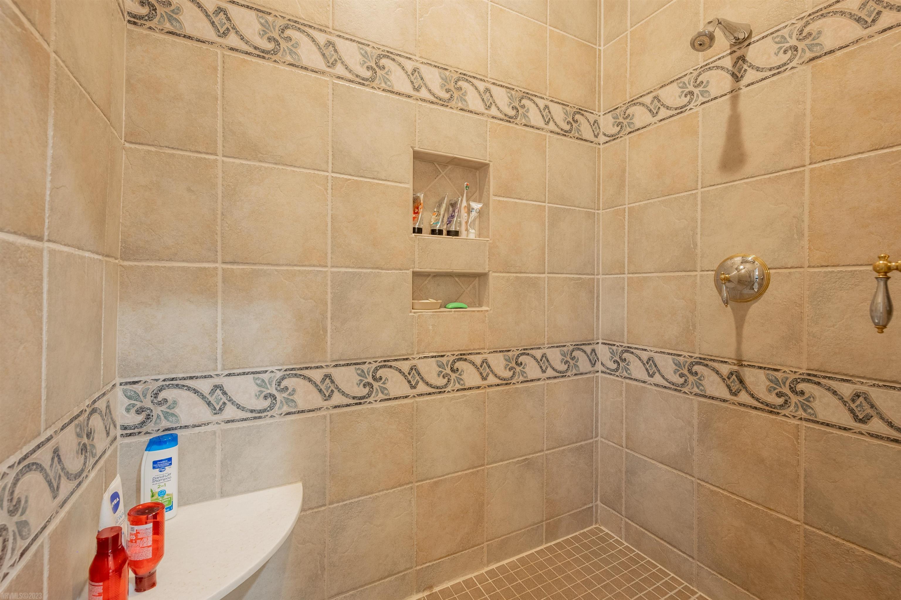 1200 Falcon Ridge Road Blacksburg, VA 24060 - Photo 22 of 37 Gallery Image 22