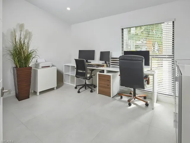 $1,995,000 | 7661 Ponte Verde Way, Naples, FL 34109