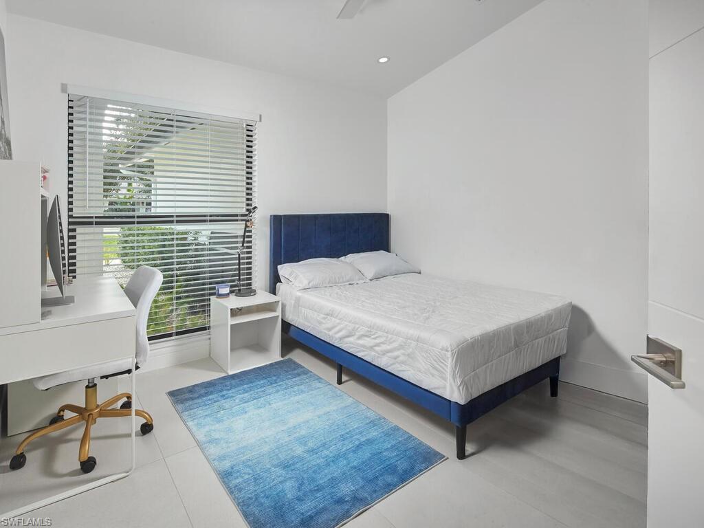 7661 Ponte Verde Way Naples, FL 34109 - Photo 16 of 34