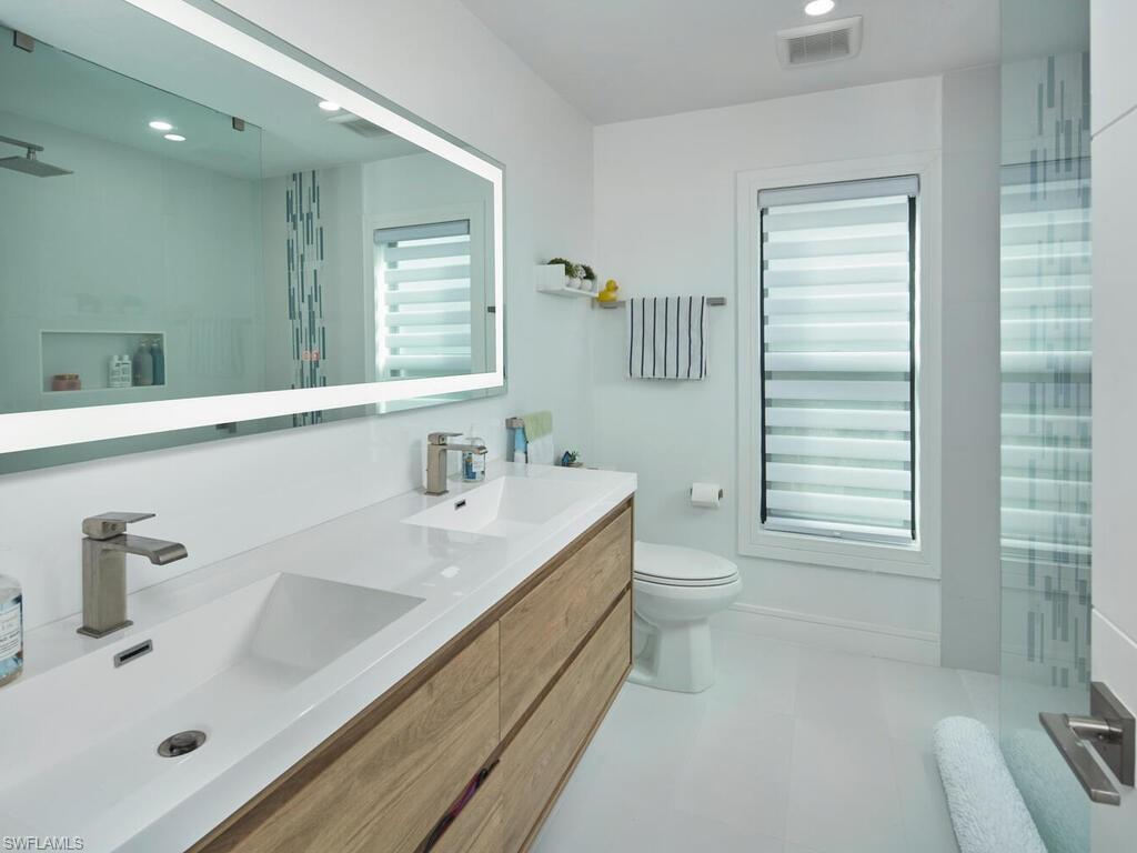 7661 Ponte Verde Way Naples, FL 34109 - Photo 18 of 34