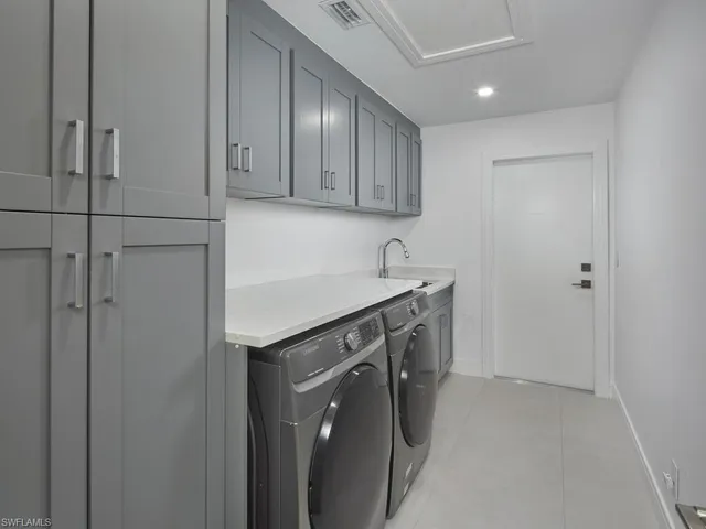 $1,995,000 | 7661 Ponte Verde Way, Naples, FL 34109