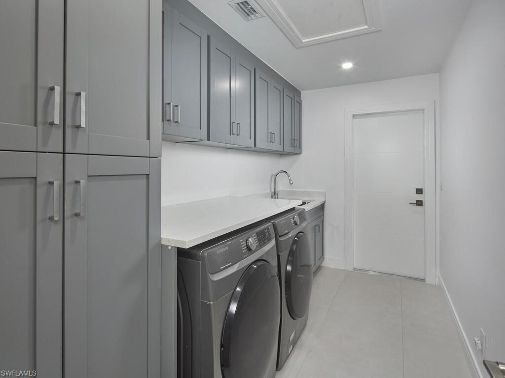 7661 Ponte Verde Way Naples, FL 34109 - Photo 20 of 34