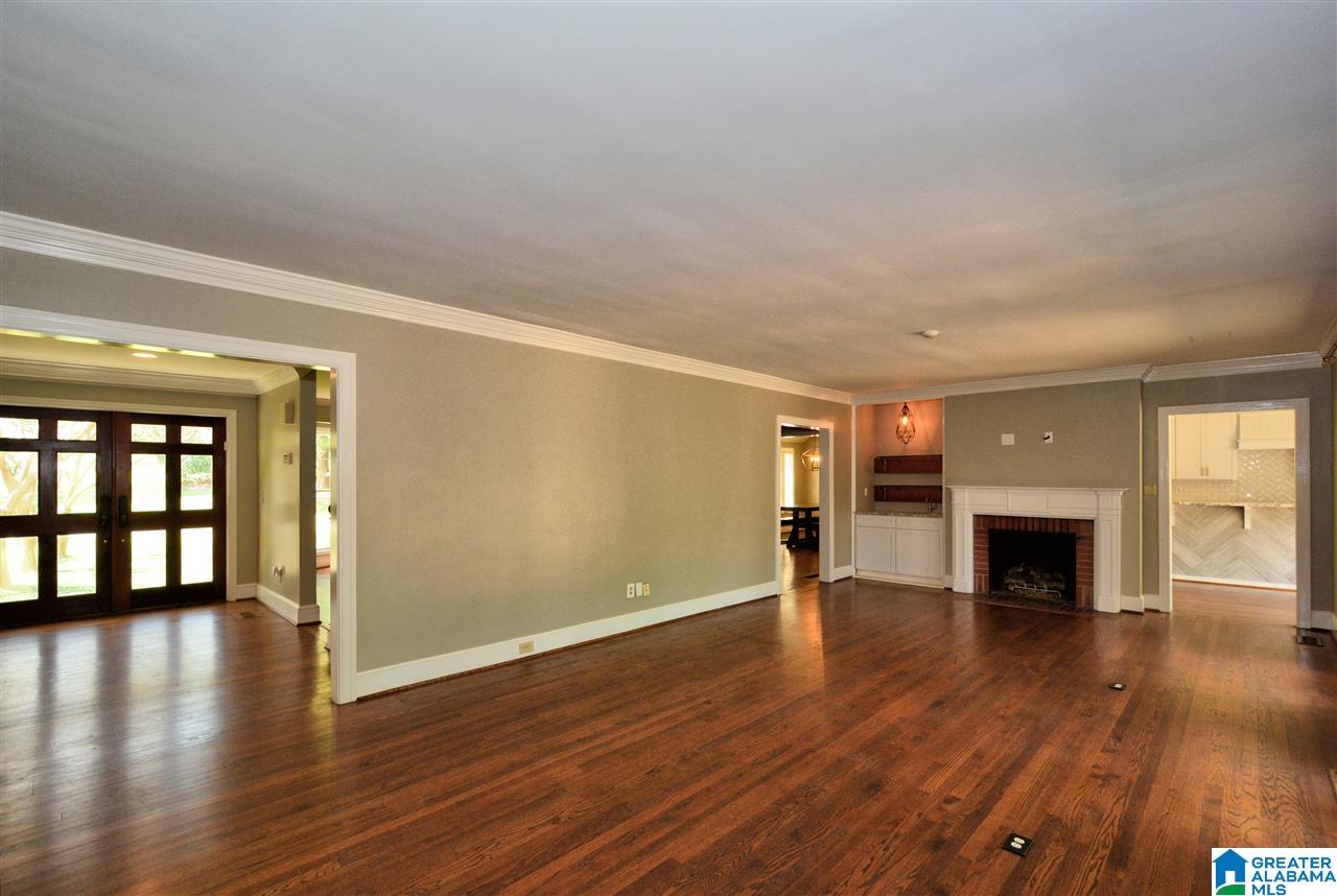 4217 Caldwell Mill Road Birmingham, AL 35243 - Photo 15 of 50