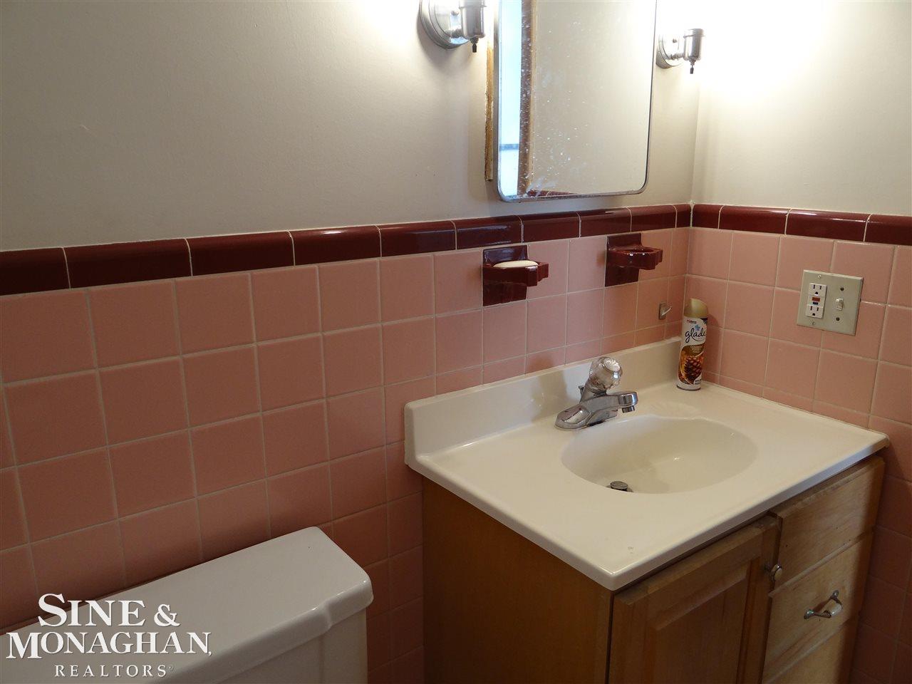 2037 Vernier Road, Unit 2041 VERNIER Grosse Pointe Woods, MI 48236 - Photo 28 of 38