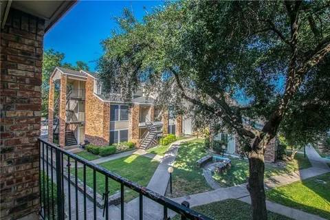 $145,000 | 1501 East Interstate 30, Unit 223, Garland, TX 75043