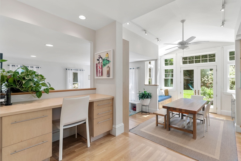 260 Glen Road Weston, MA 02493 - Photo 22 of 42 a room with furniture and a potted plant