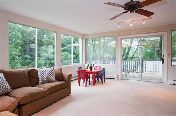 26 Rockledge Road Newton, MA 02461 - Photo 4 of 7