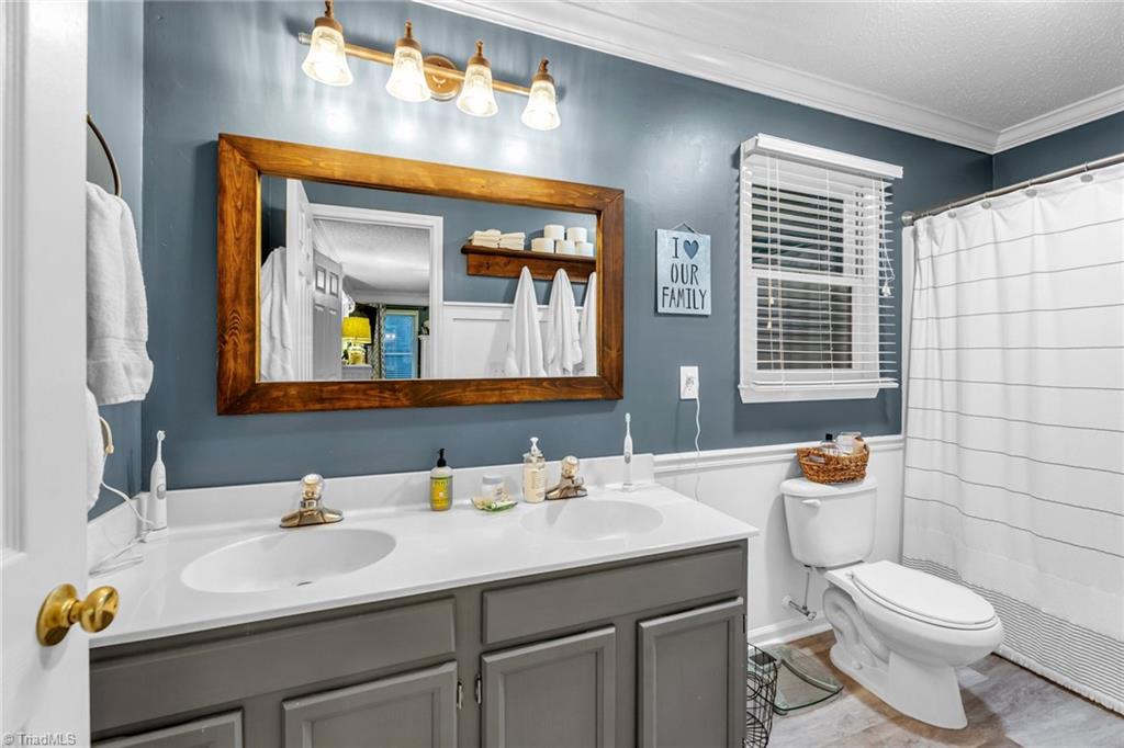 2501 Water Run Court High Point, NC 27265 - Photo 22 of 33 Gallery Image 22