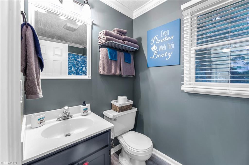 2501 Water Run Court High Point, NC 27265 - Photo 23 of 33 Gallery Image 23