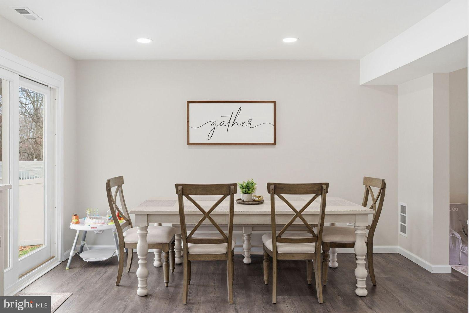 415 Acorn Road Mount Laurel, NJ 08054 - Photo 13 of 35 Dining Area