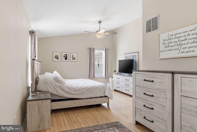 415 Acorn Road Mount Laurel, NJ 08054 - Photo 21 of 35 Primary Bedroom