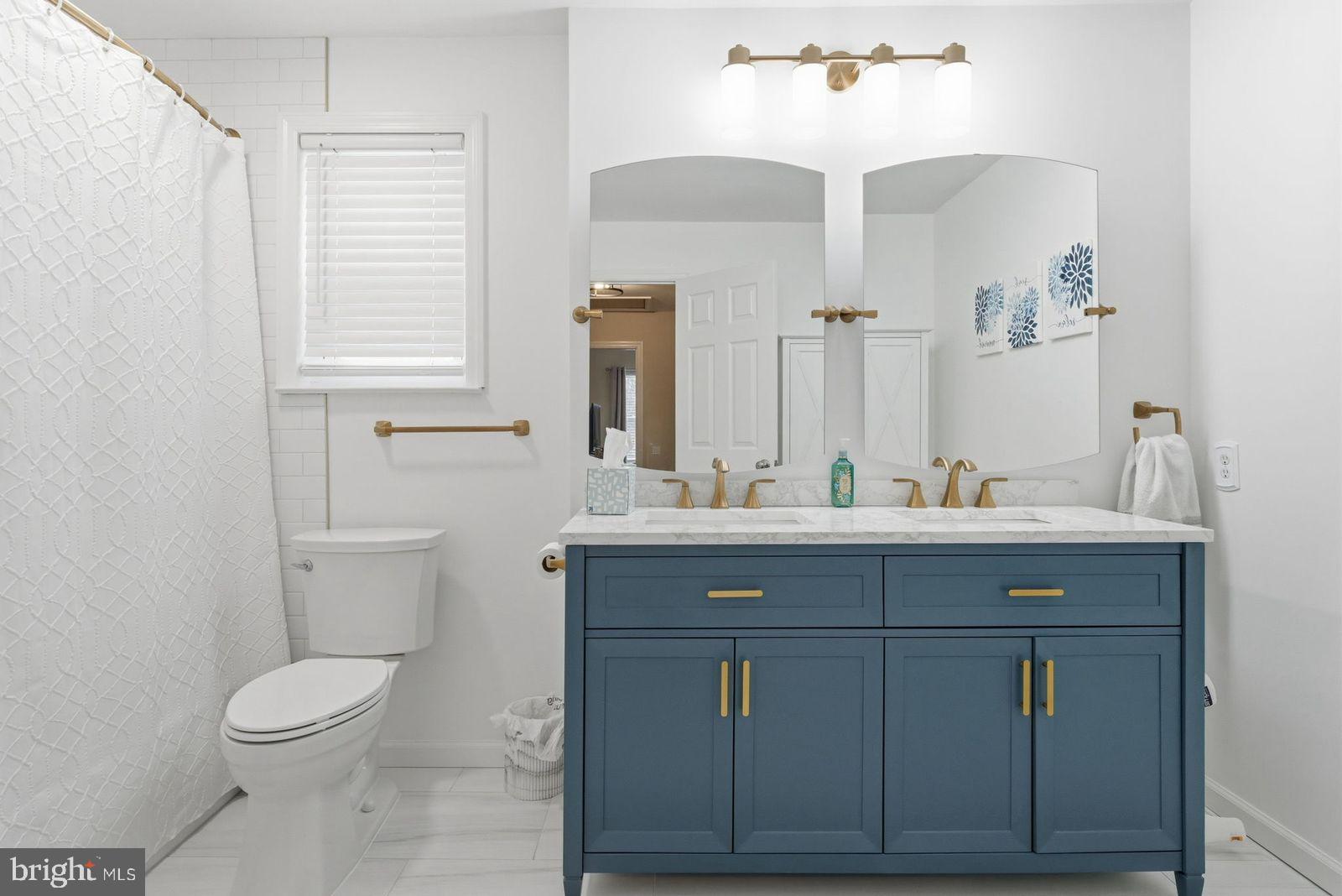 415 Acorn Road Mount Laurel, NJ 08054 - Photo 25 of 35 Hall Bathroom