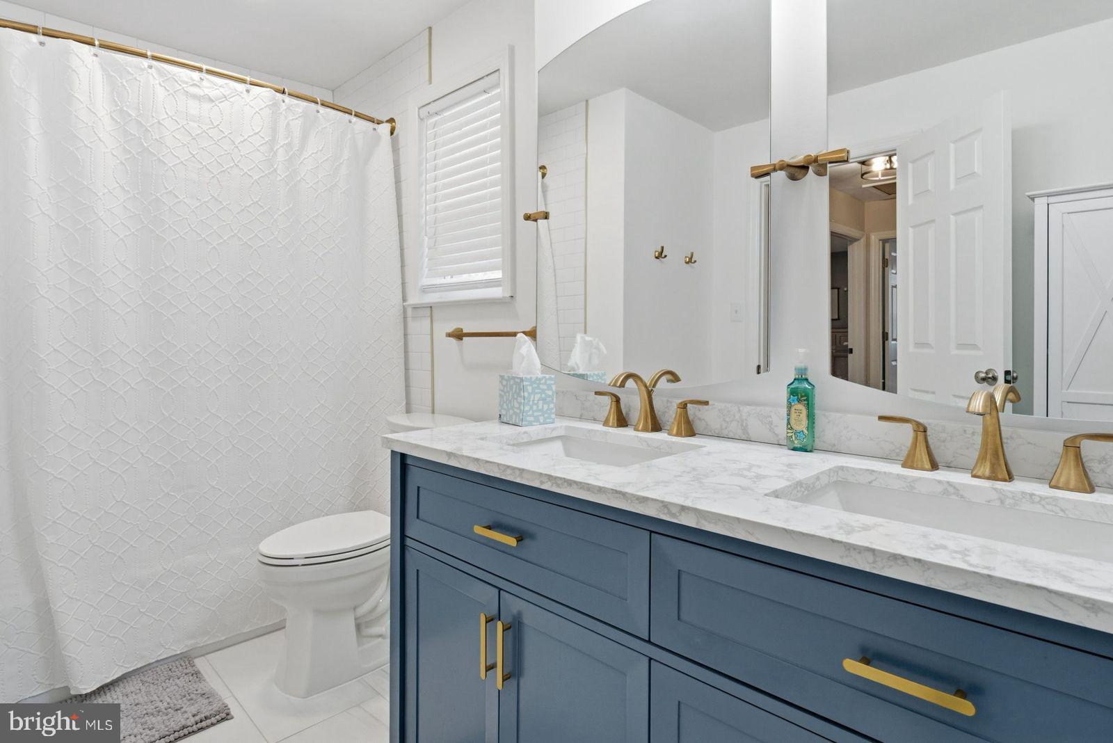 415 Acorn Road Mount Laurel, NJ 08054 - Photo 26 of 35 Hall Bathroom