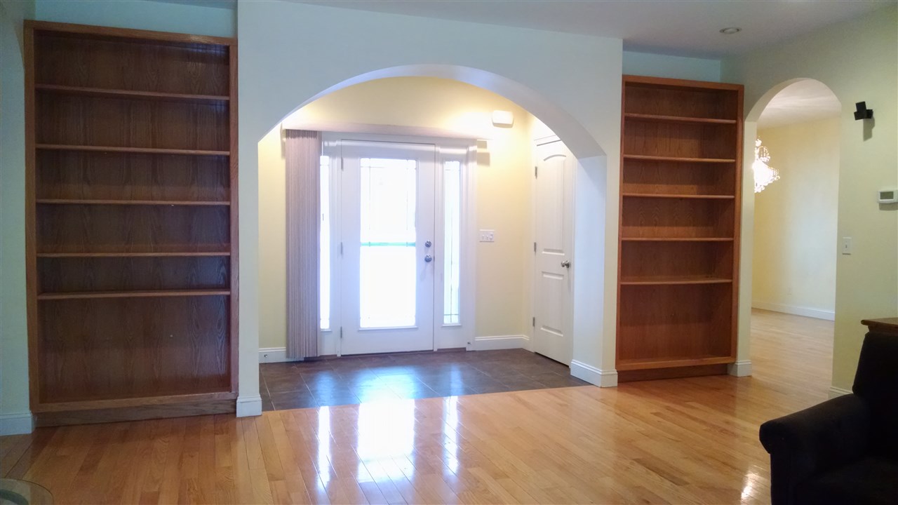 53 Orchard Hill Road Epping, NH 03042 - Photo 3 of 32
