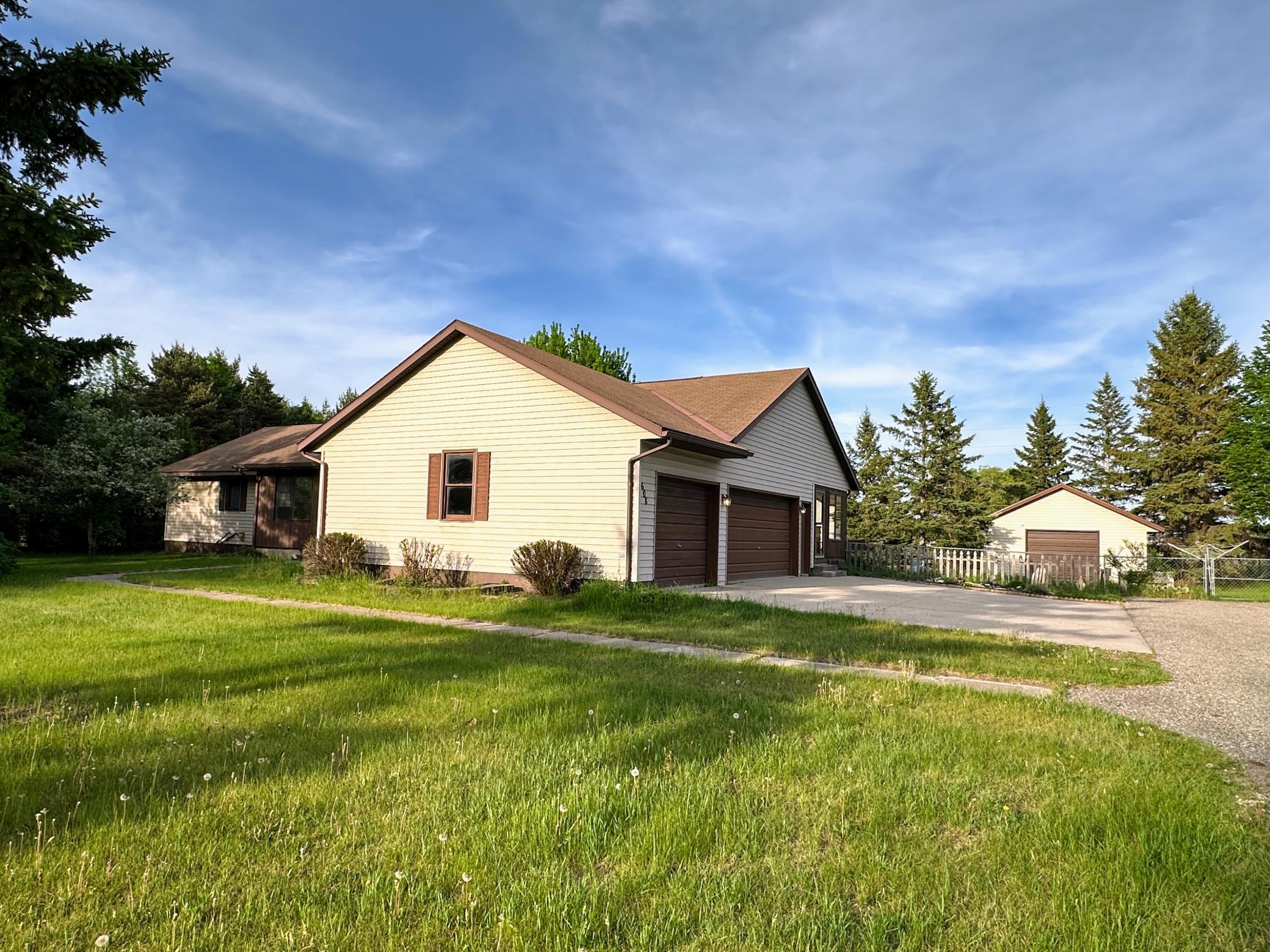 608 Pinetree Drive Perham, MN 56573 - Photo 10 of 40