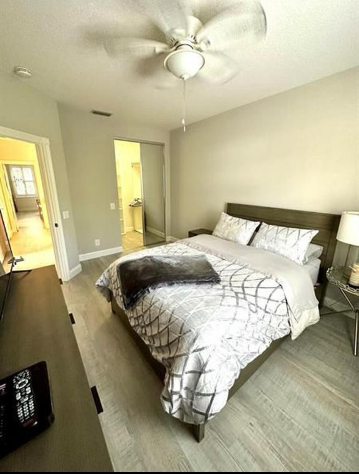 262 Iris Drive Jupiter, FL 33458 - Photo 16 of 21 2nd bedroom