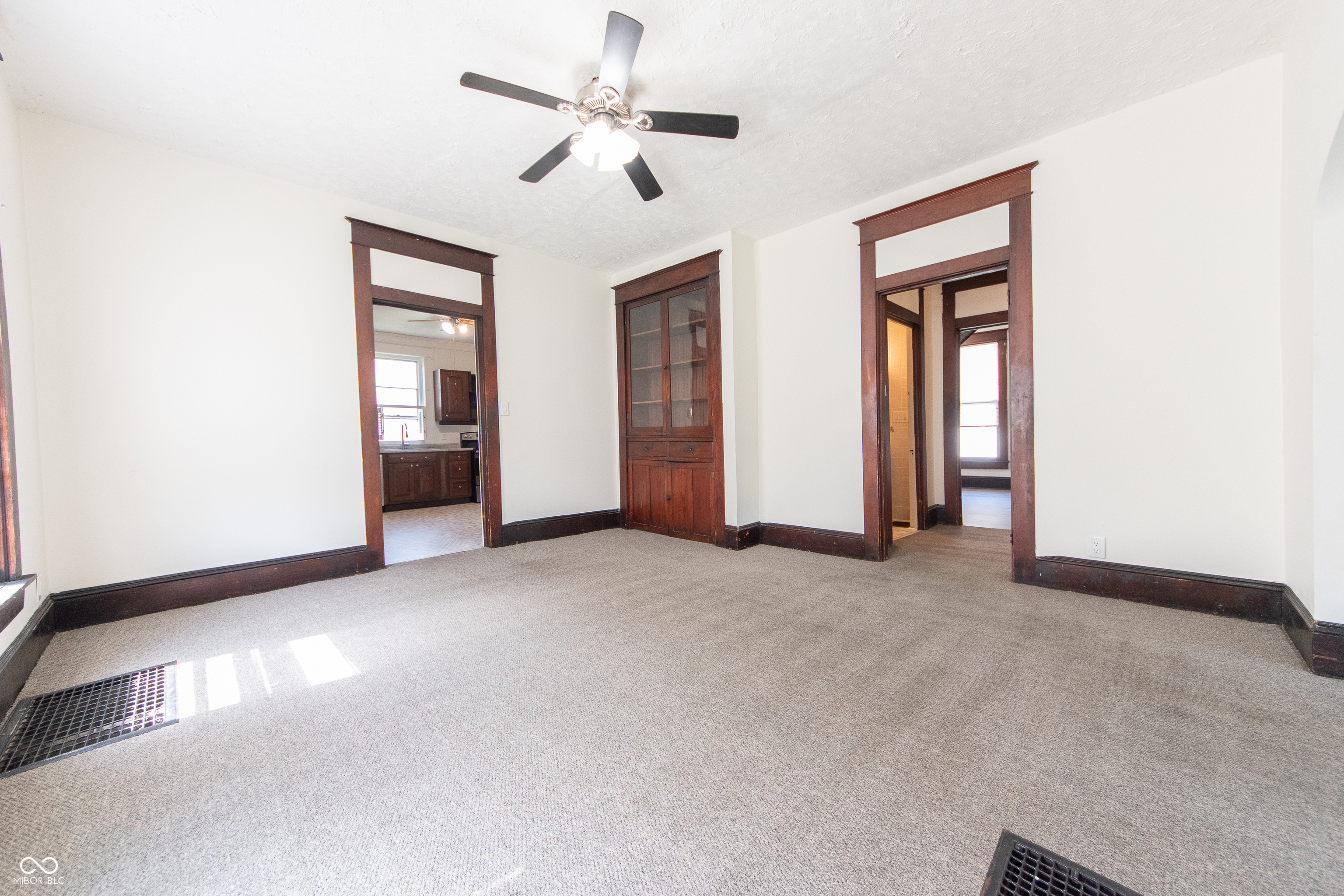 1420 Chestnut Street Columbus, IN 47201 - Photo 11 of 23
