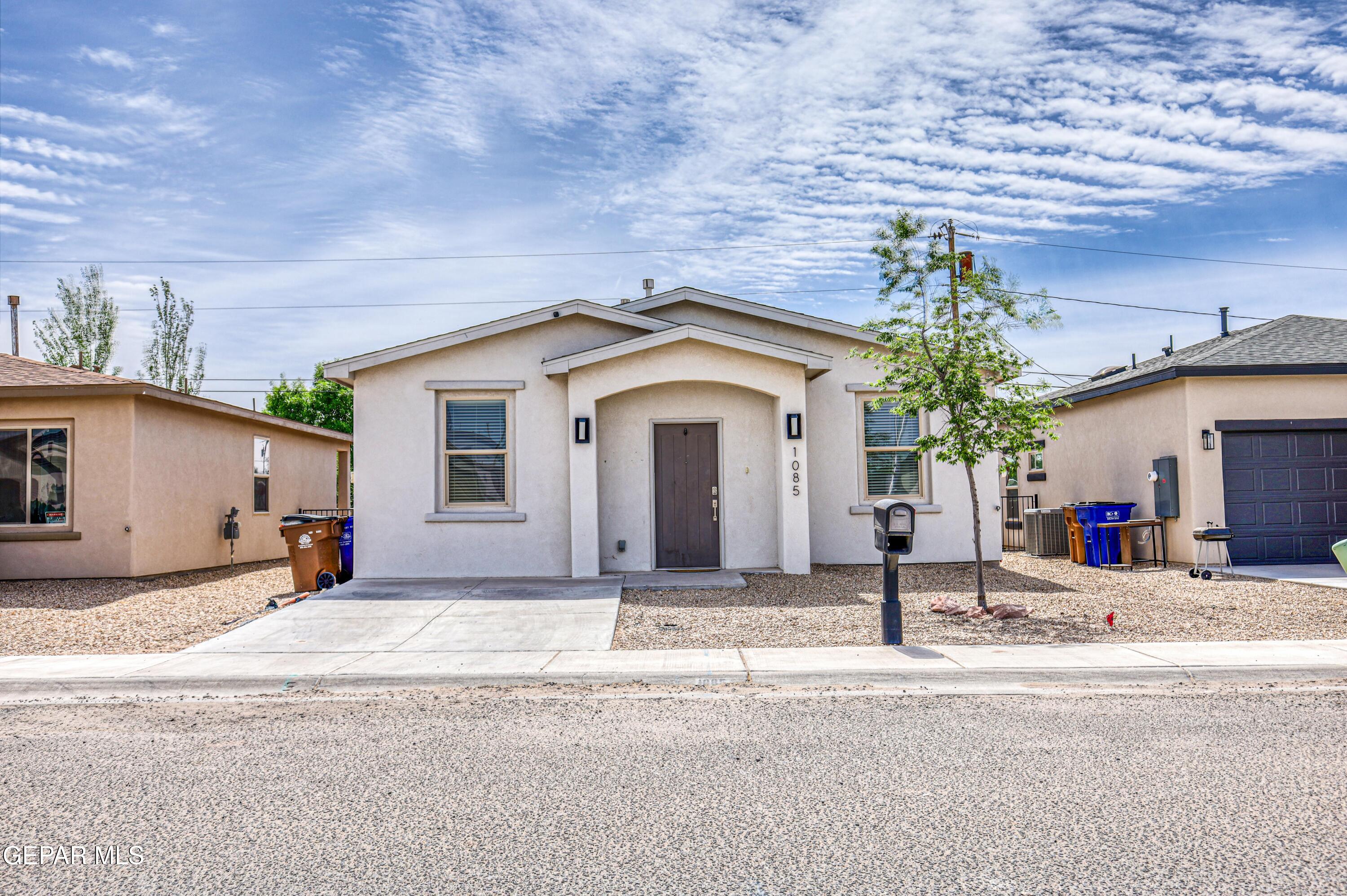 1085 Chitamacha Road Las Cruces, NM 88007 - Photo 3 of 39 1