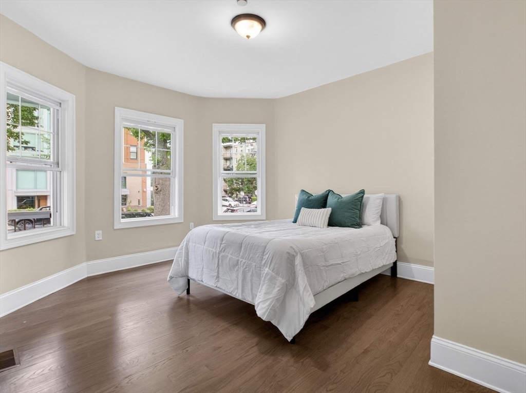 152 Washington Street, Unit 1 Boston, MA 02135 - Photo 9 of 21
