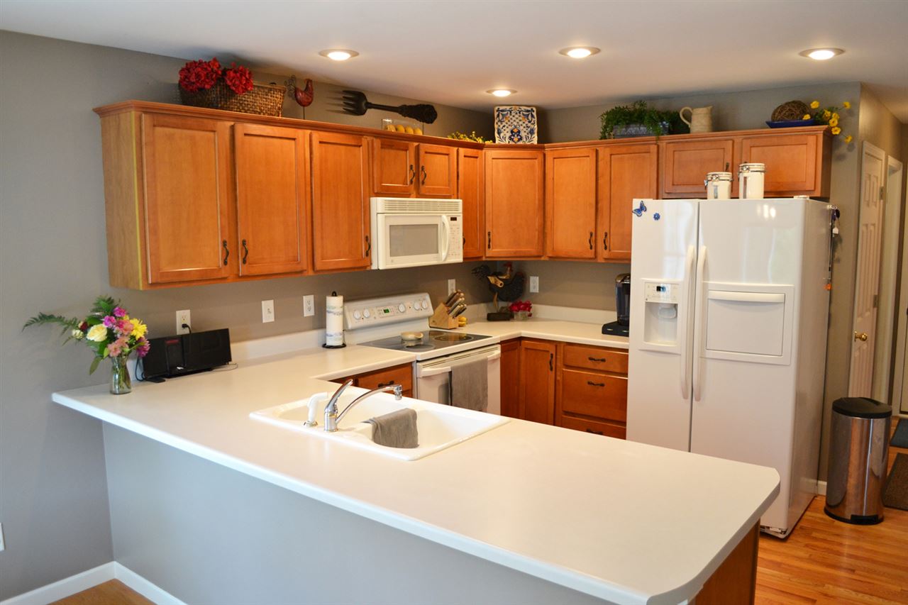 2070 Newcastle Road Marion, IA 52302 - Photo 7 of 24 Gallery Image 7