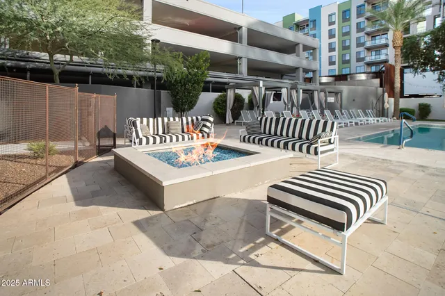 $370,000 | 1 East Lexington Avenue, Unit 1307, Phoenix, AZ 85012