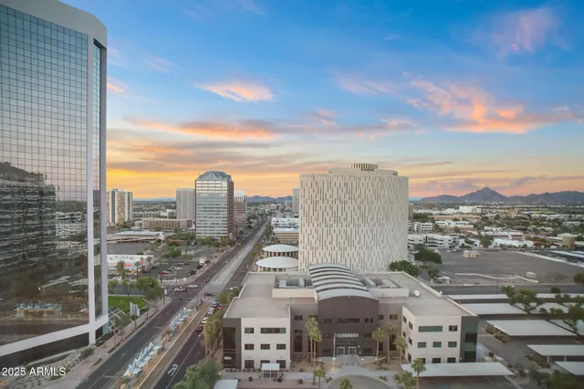 $370,000 | 1 East Lexington Avenue, Unit 1307, Phoenix, AZ 85012