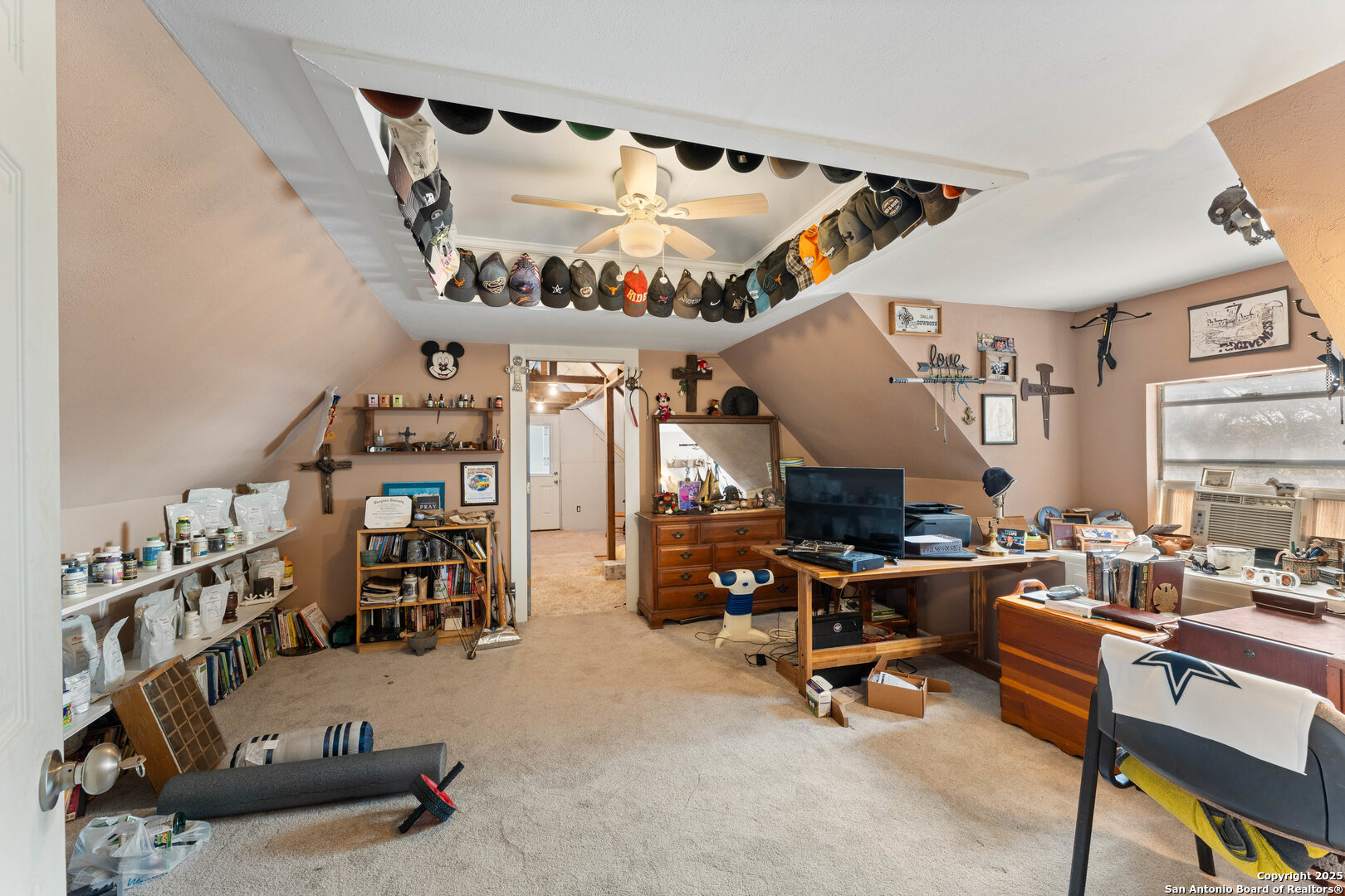 1843 Rhinestone Canyon Lake, TX 78133 - Photo 25 of 39 a view of a room with gym equipment