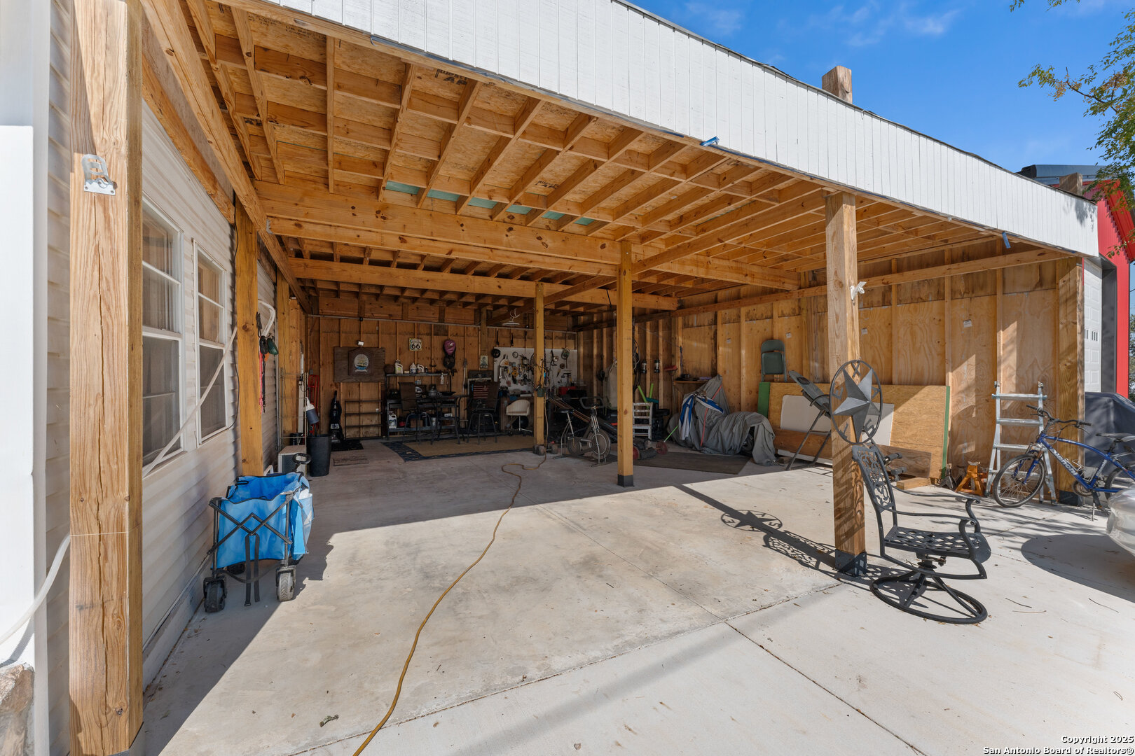 1843 Rhinestone Canyon Lake, TX 78133 - Photo 39 of 39 a view of a patio with table and chairs and potted plants