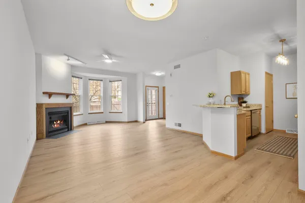 $325,000 | 3154 Dorchester Way, Unit 2, Madison, WI 53719