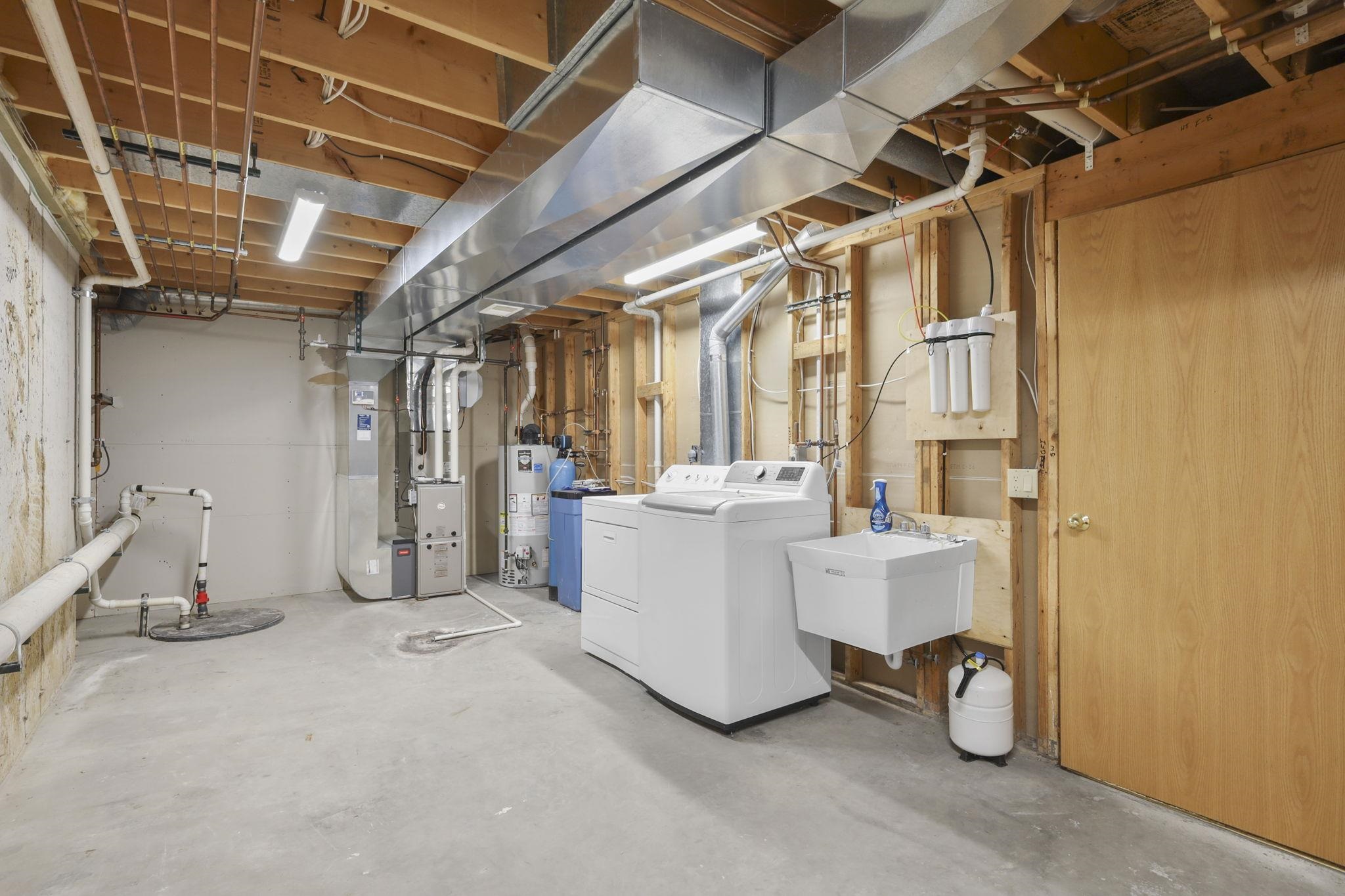 3154 Dorchester Way, Unit 2 Madison, WI 53719 - Photo 28 of 31