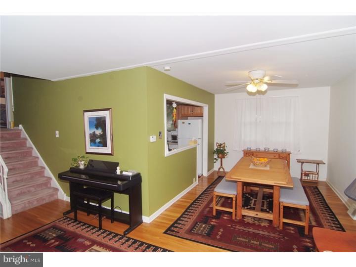 711 Charette Road Philadelphia, PA 19115 - Photo 8 of 23 Dining Room