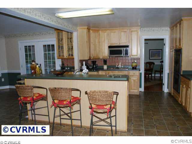 1616 Harborough Road Richmond, VA 23238 - Photo 3 of 9 Kitchen