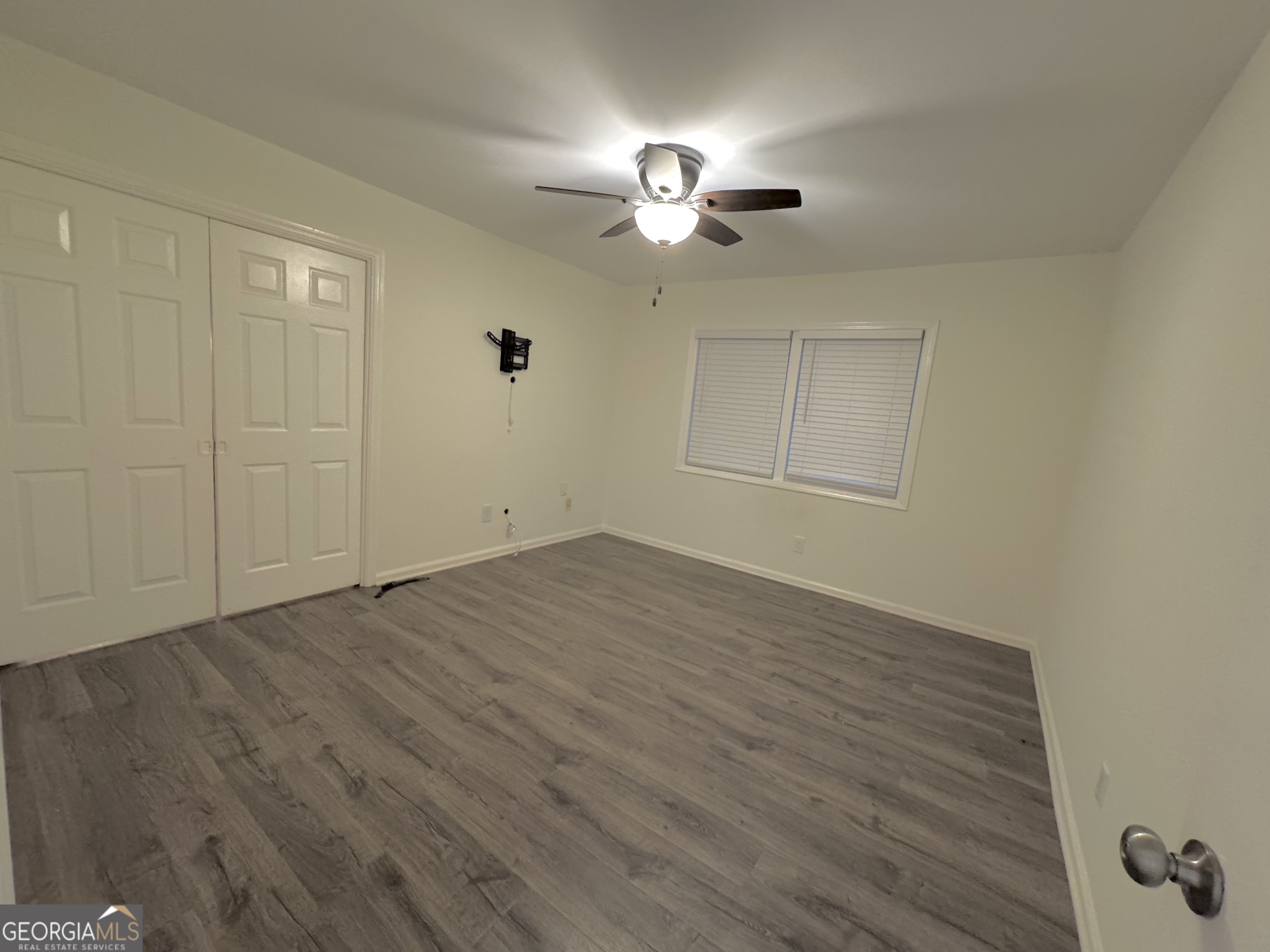 6851 Roswell Road, Unit H13 Sandy Springs, GA 30328 - Photo 11 of 16